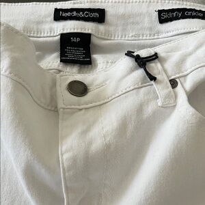 Women's White Skinny Ankle Pants